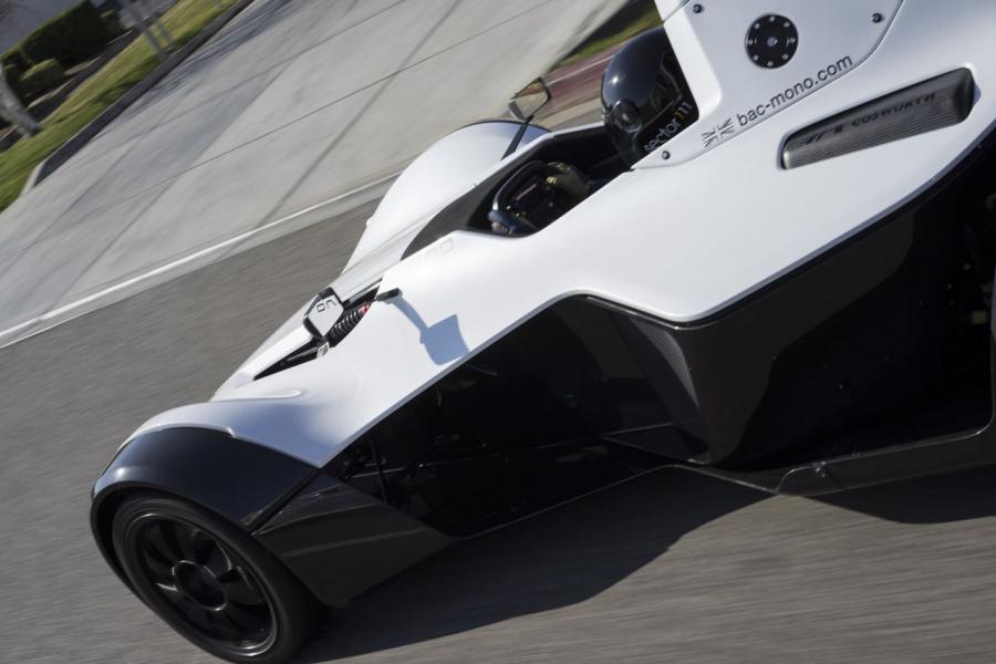  BAC Mono 2014 года  (фото 9 из 15)